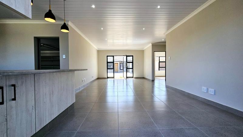 3 Bedroom Property for Sale in Dana Bay Western Cape